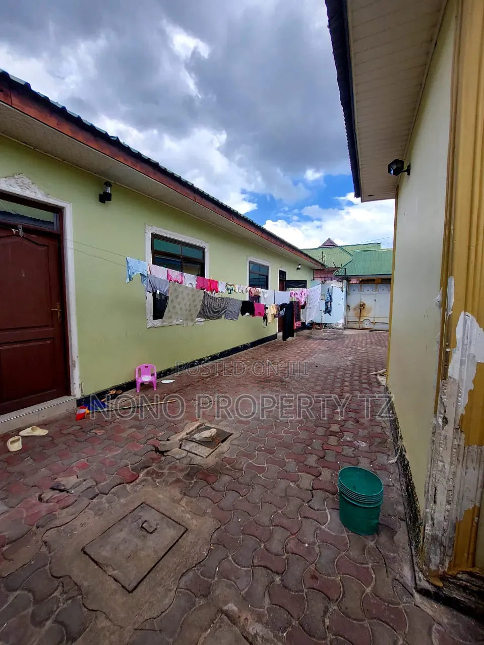 Furnished 6bdrm House in Nono, Chamazi for sale