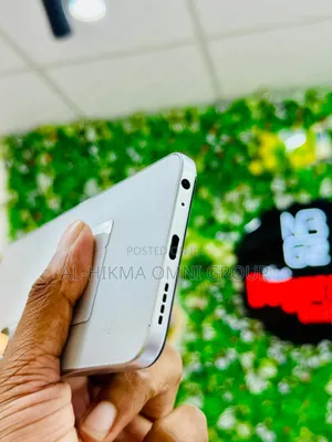 New Infinix Hot 60i 128 GB Silver