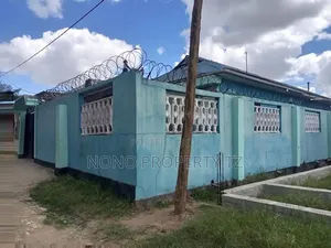 Furnished 4bdrm House in Nono, Charambe for sale
