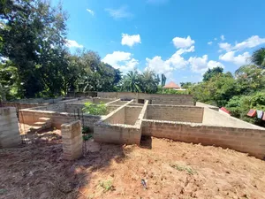 3bdrm House in Goba for sale