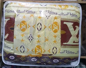 Duvet 1 Shuk1 Folonya 2 Size Ni 6 Kwa 7 Yellow