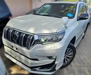 Toyota Land Cruiser Prado 2019 Pearl