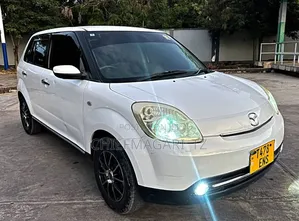 Mazda Verisa 2010 Pearl