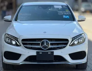 Mercedes-Benz C220 2016 Pearl