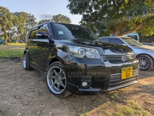 Toyota Corolla Rumion 2010 Black