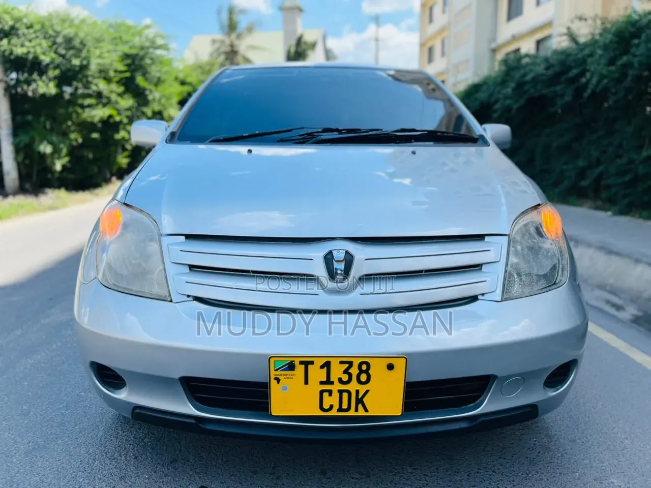 Toyota IST 2003 Silver