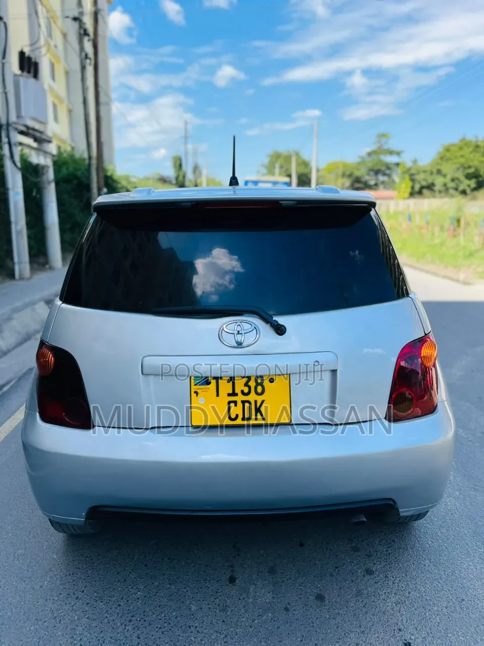 Toyota IST 2003 Silver