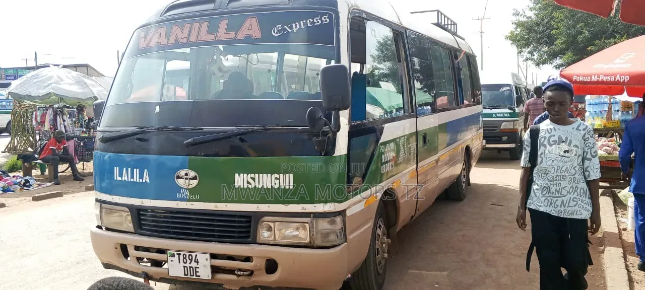 Toyota Coaster 2003 White