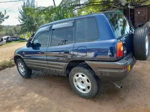 Toyota RAV4 Cabriolet 1998 Blue