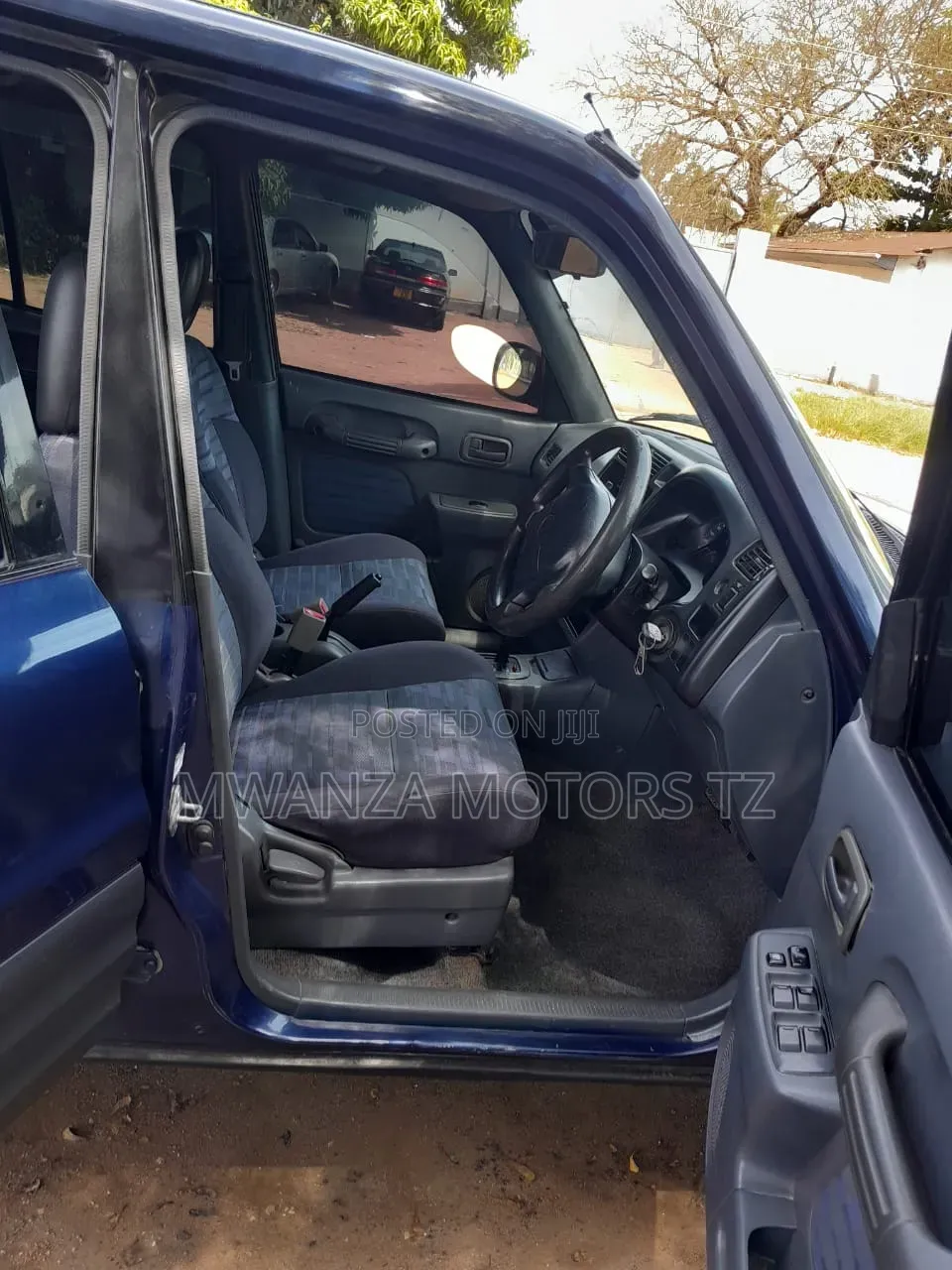 Toyota RAV4 Cabriolet 1998 Blue
