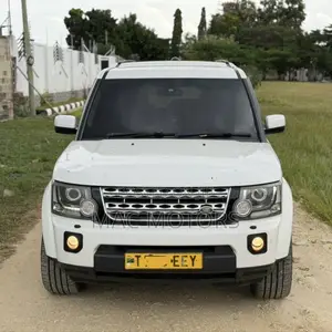 Land Rover Discovery 2013 Pearl