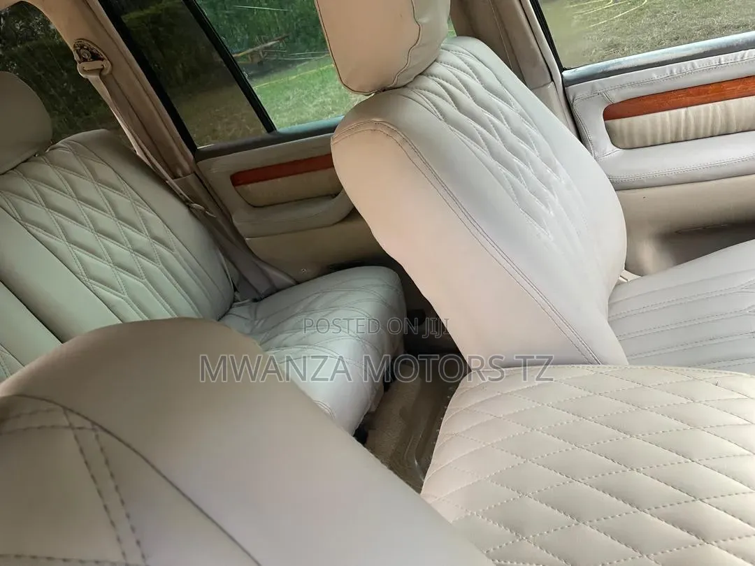 Toyota Land Cruiser 2004 Matt Black