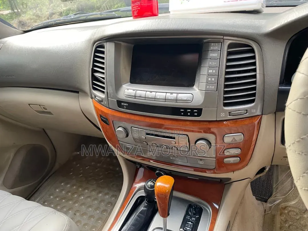 Toyota Land Cruiser 2004 Matt Black