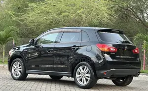 Mitsubishi RVR 2.0 2012 Black