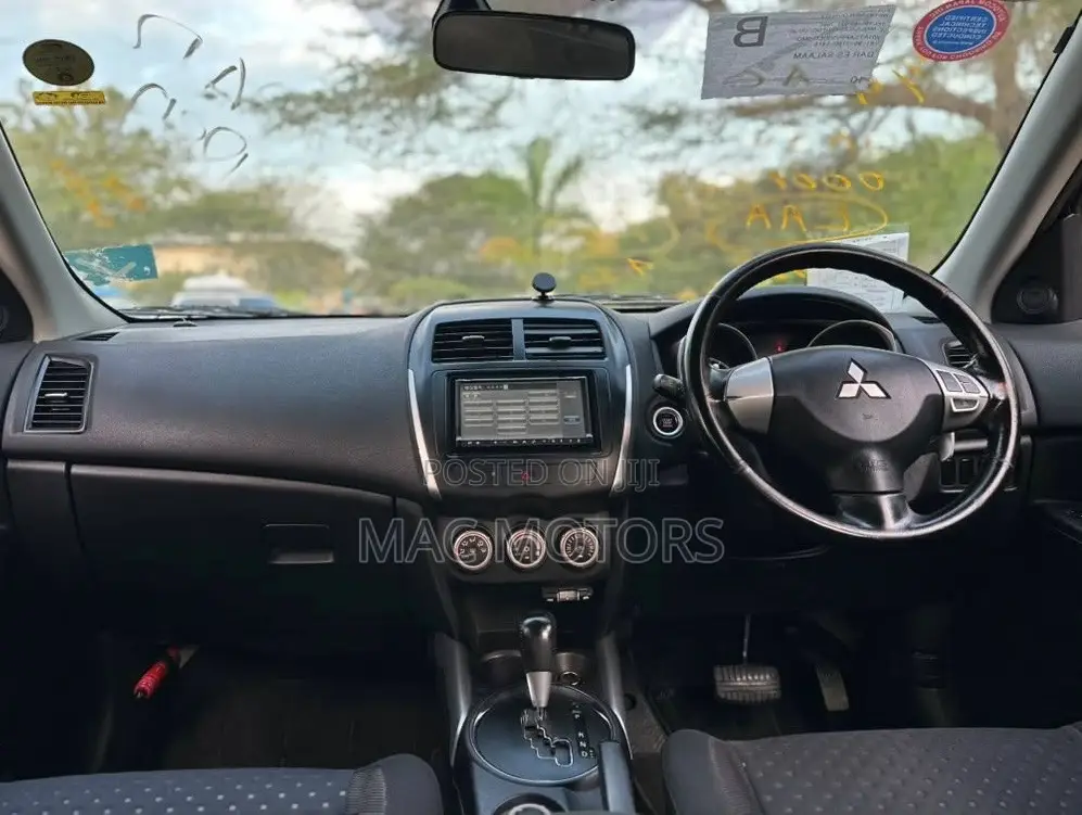 Mitsubishi RVR 2.0 2011 Gray