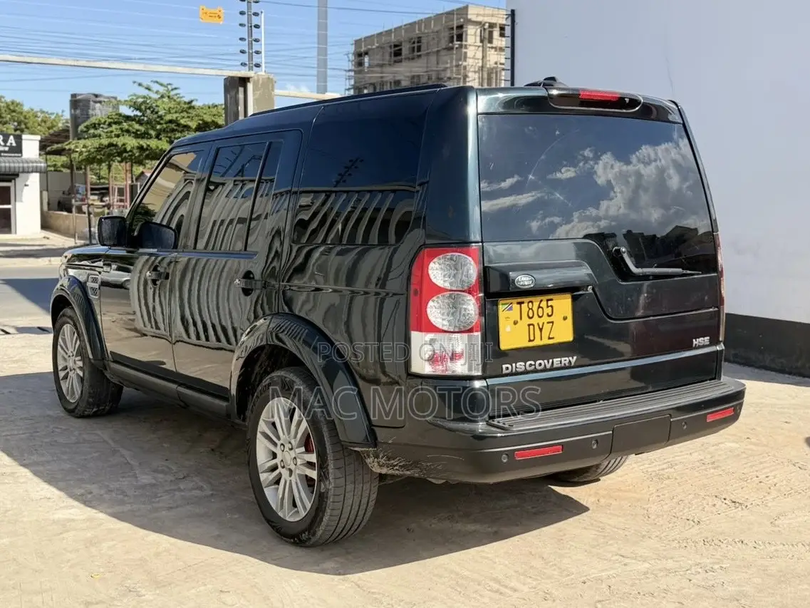 Land Rover Discovery 2013 Black