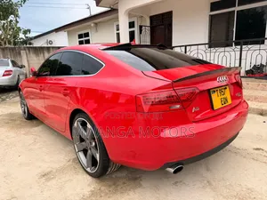 Audi A5 2015 Red
