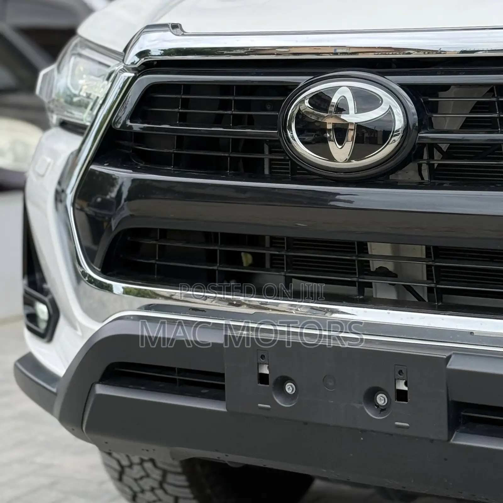 Toyota Hilux Revo Double Cab Deisel 2.8 AWD 2022 White