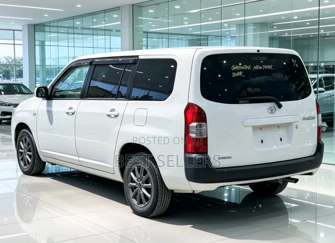 Toyota Probox 2014 White