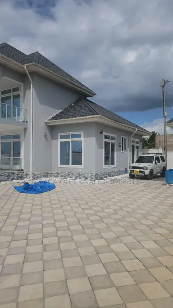 4bdrm House in Mabwerebwere for rent