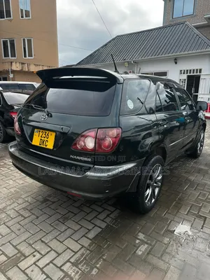 Toyota Harrier 2.2 16V 4WD 2001 Green