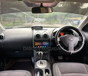 Nissan Dualis 2010 Black