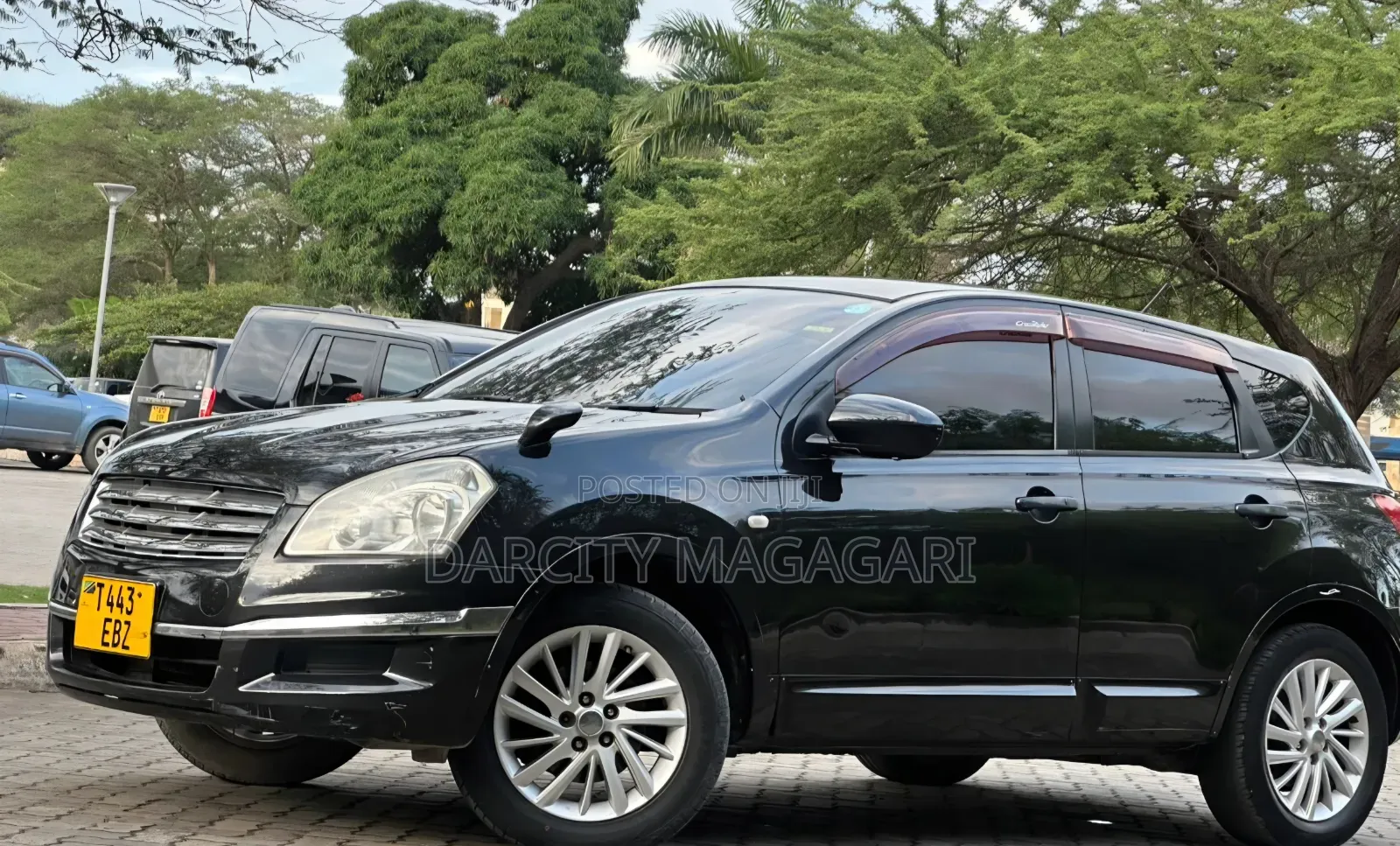 Nissan Dualis 2010 Black