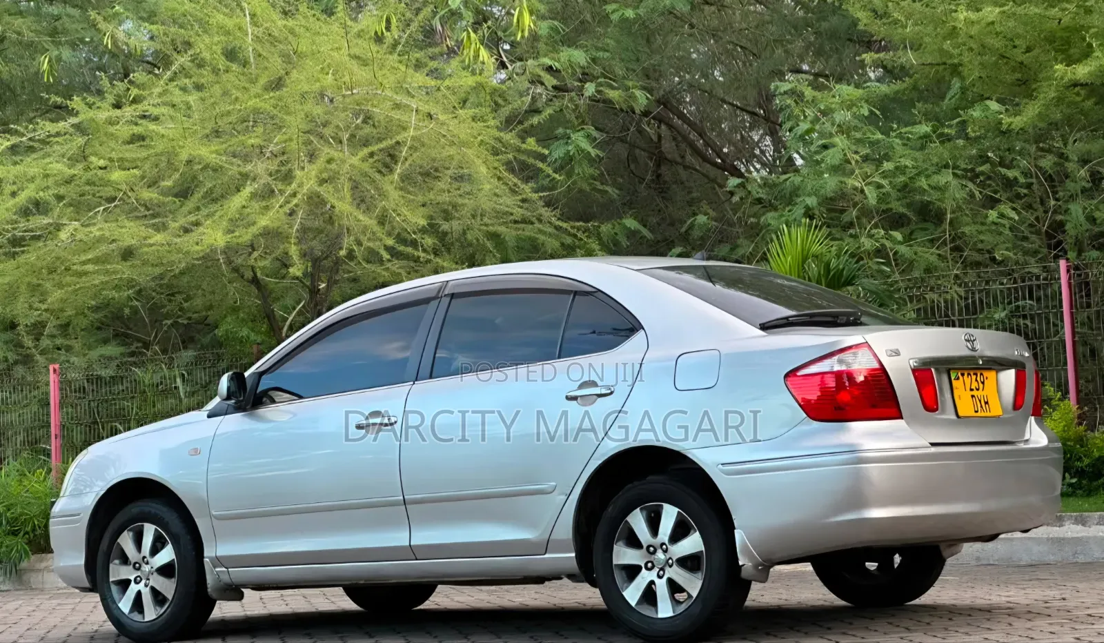 Toyota Premio 2005 Silver