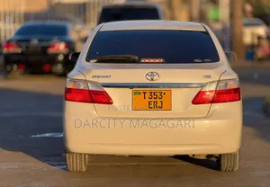Toyota Premio 2011 White