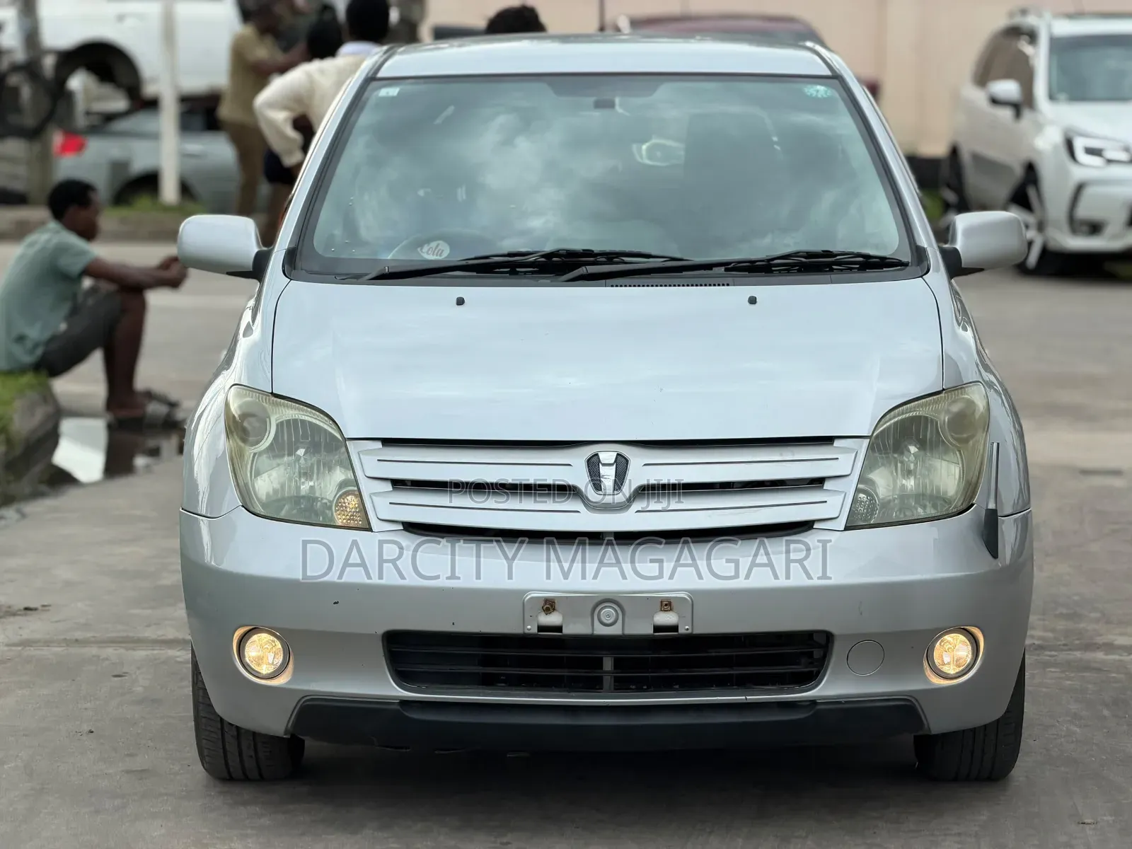 Toyota IST 2005 Silver