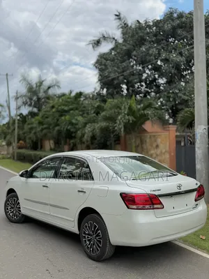 Toyota Premio 2019 White