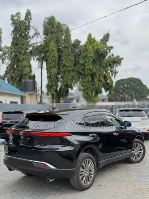 Toyota Harrier 2021 Black
