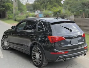 Audi Q5 2012 Black