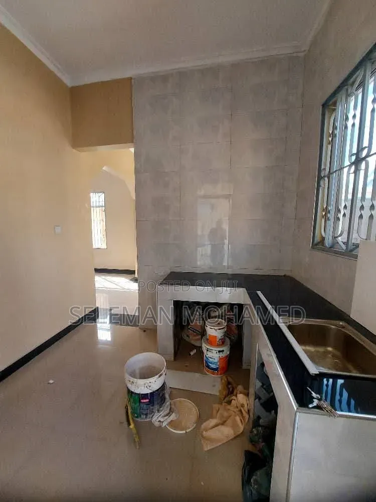 Furnished 3bdrm House in Biriani Real Estate, Chamazi for sale
