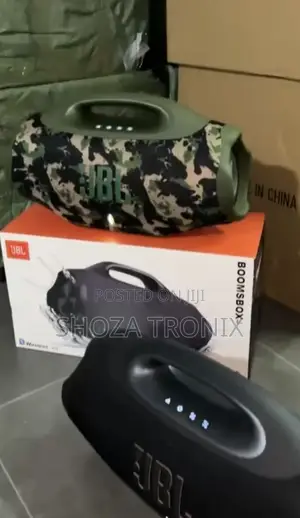 JBL Boombox 4
