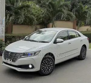 Toyota Premio 1.8 FWD 2019 White