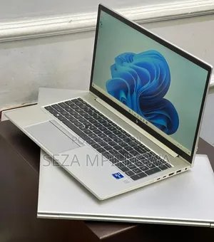Laptop HP EliteBook 850 G8 16GB Intel Core i7 SSD 256GB