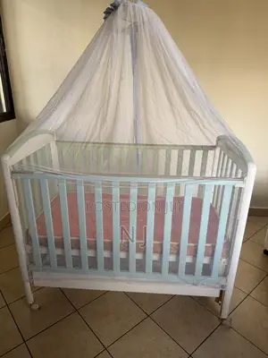 Baby Cot With Mosquito Net, Mattress And Bedding Set