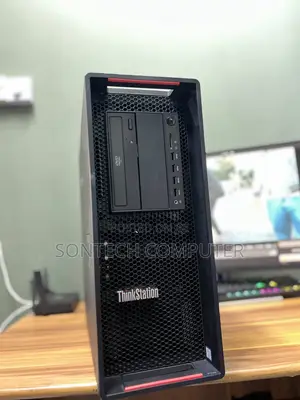 Desktop Computer Lenovo ThinkStation P700 16GB Intel Xeon HDD 1T
