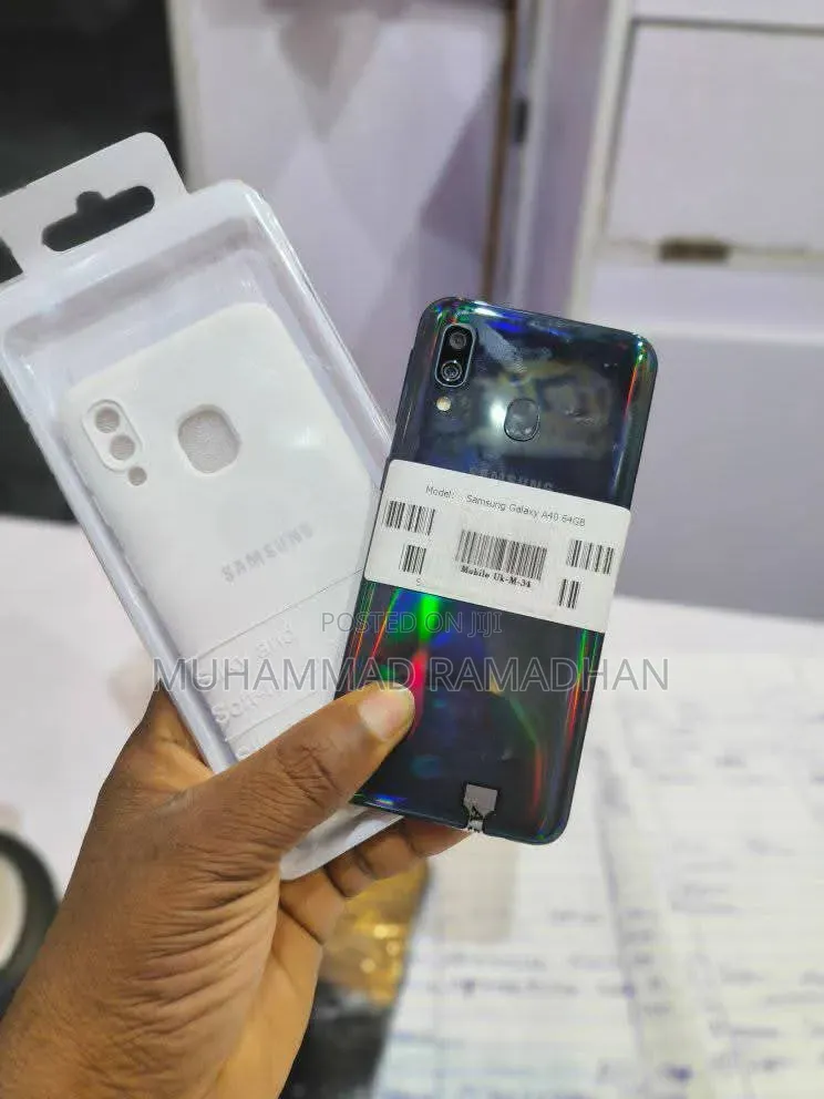 Samsung Galaxy A40 64 GB Black