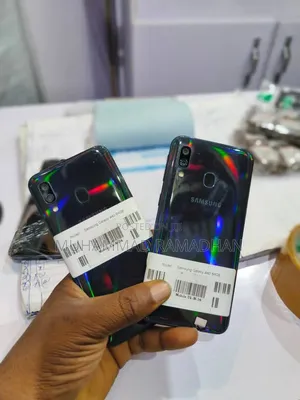 Samsung Galaxy A40 64 GB Black
