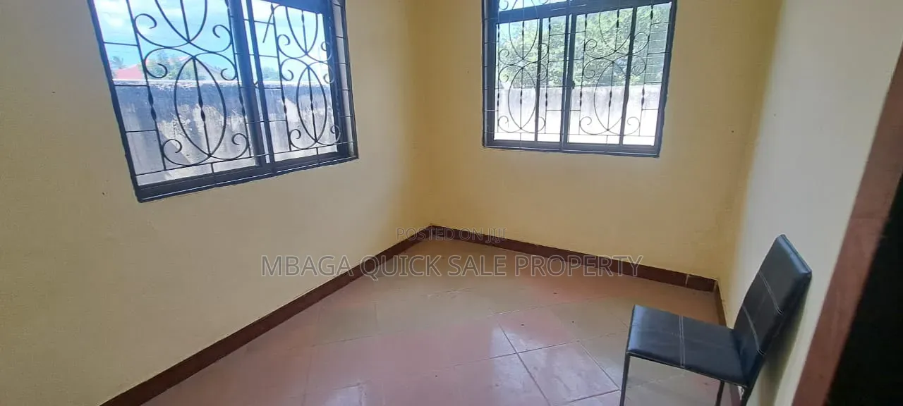 4bdrm House in Bunju Beach for sale