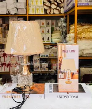 Elegant Crystal Table Lamp – Modern Bedside Living Room Lamp
