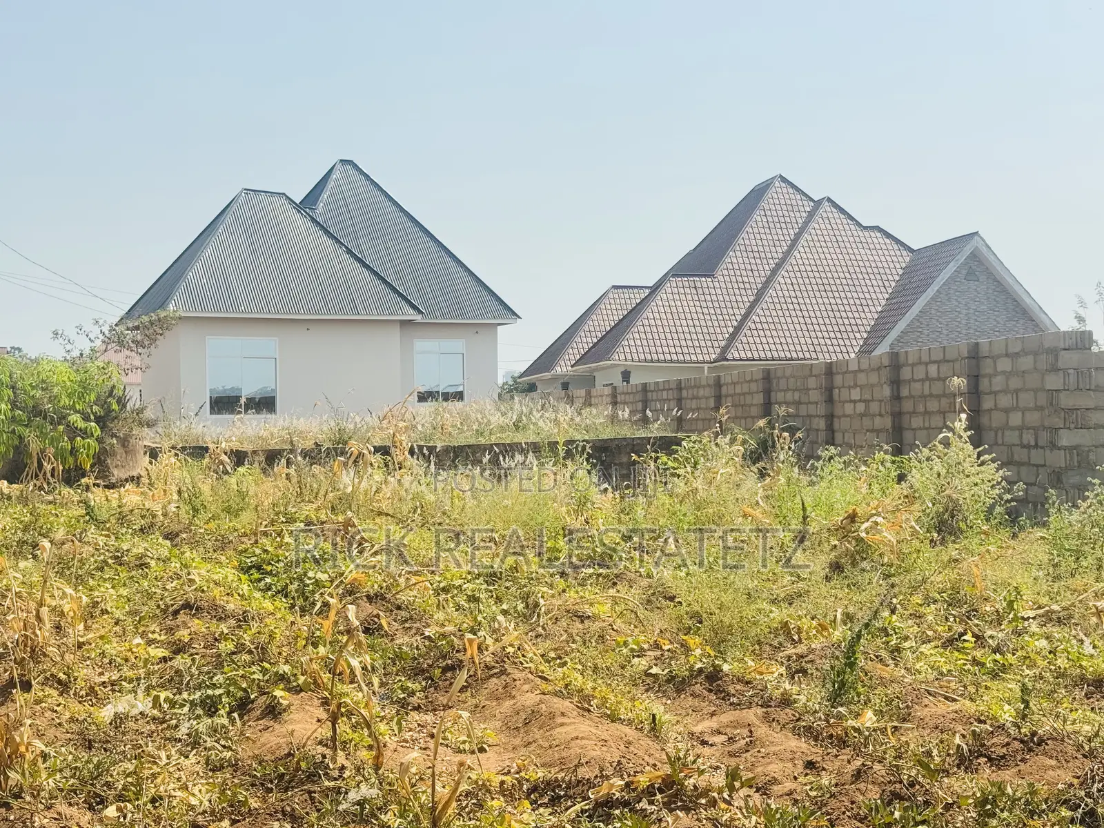 Kiwanja Kinauzwa Buswelu