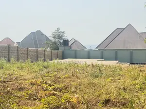 Kiwanja Kinauzwa Buswelu