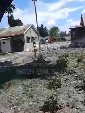 1 Acre Industrial Plot for Sale at Vingunguti