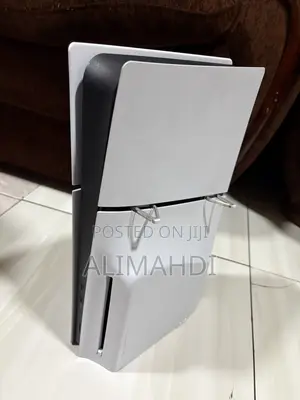 Selling Playstation5(Slim With Disk) It Comes With 1 Controllers