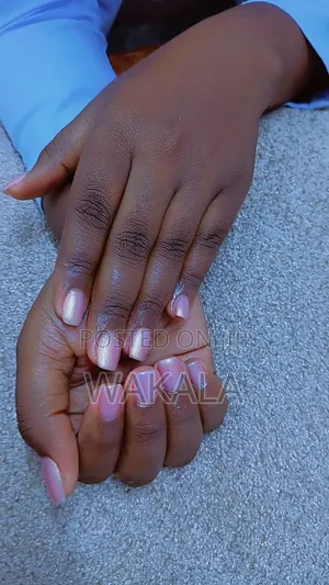 Hard Gel Nails - Pearl Pink Glazed Donut | Short Squoval