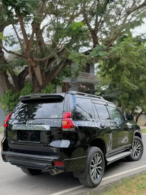 Toyota Land Cruiser Prado 2019 Black
