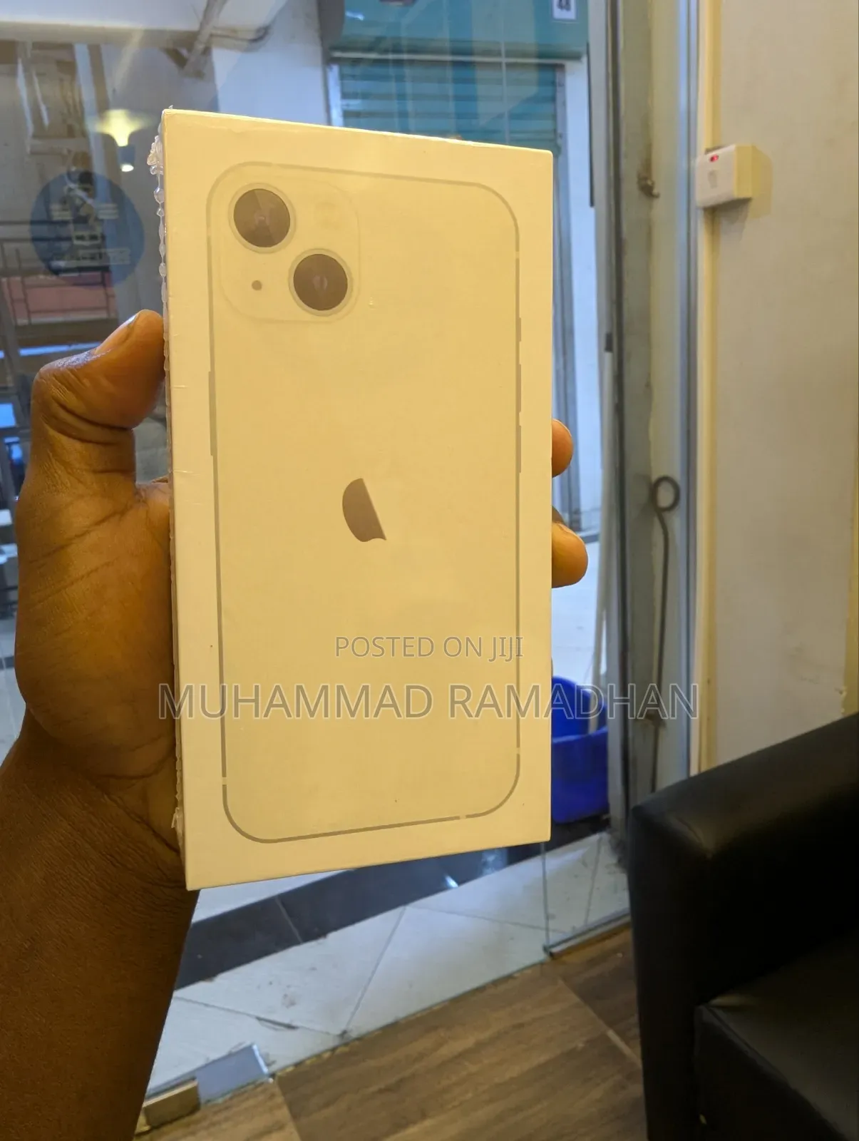 New Apple iPhone 13 256 GB White